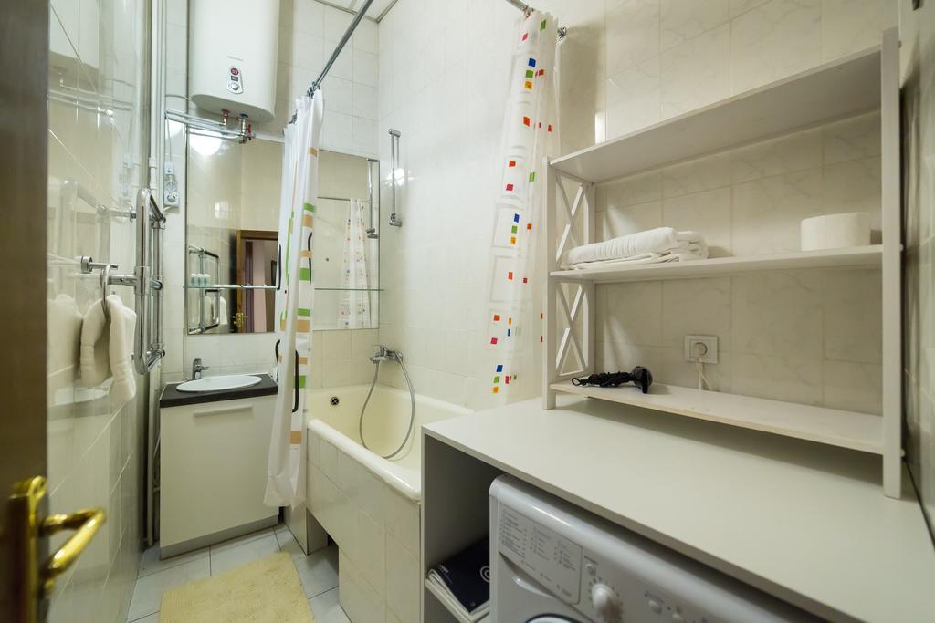 Cozy Apartment In Centre Of Kiev Екстериор снимка